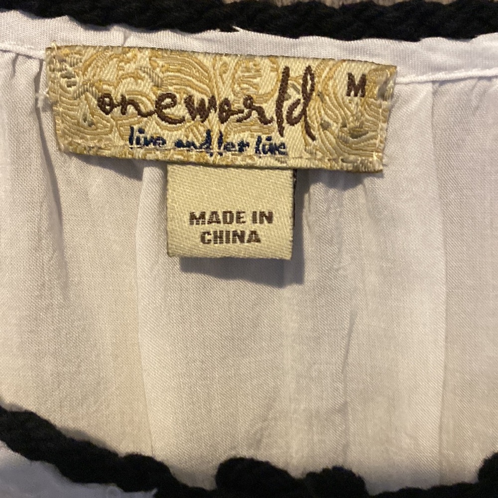 OneWorld Peasant Women’s White and Black Embroidered Top. Size Medium. - Picture 2 of 6
